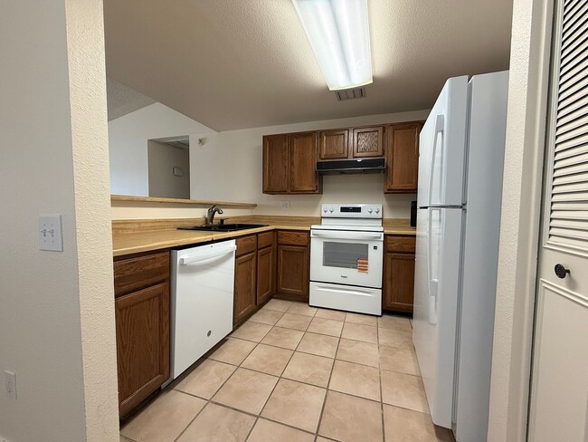 Photo - 2126 N Villas Ln