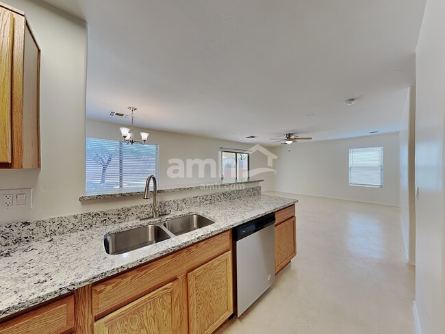 Photo - 786 W Cholla Crest Dr