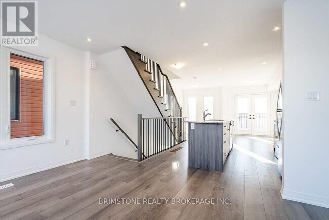 Photo - 79 Fairlane Ave