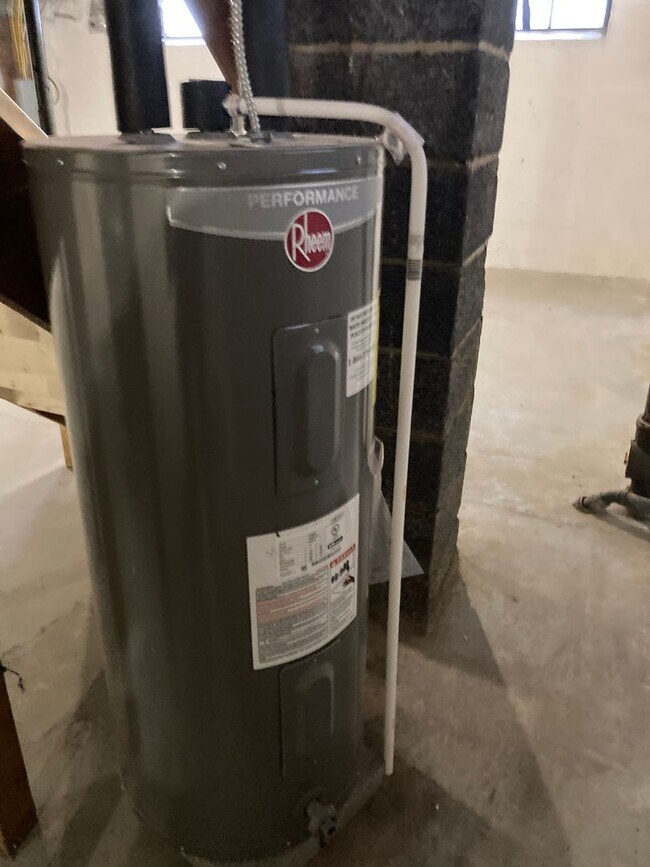 Photo - Nedrow remodeled 2 Bed ranch