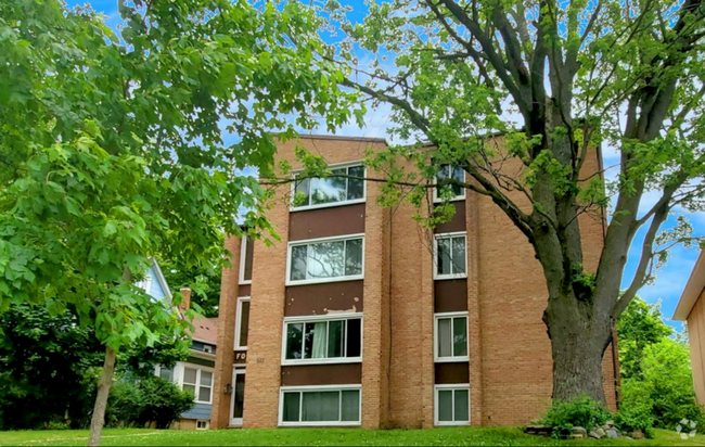 Building Photo - 927 S Forest-927-102 Unit 927-102 Rental