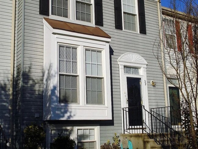 Photo - 32 Rocky Brook Ct