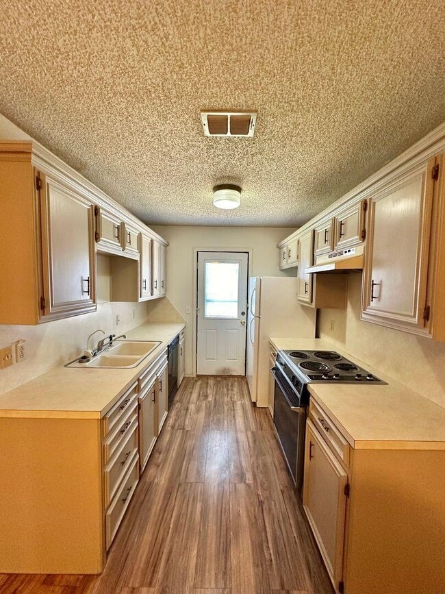 Photo - 6614 Hope Ave