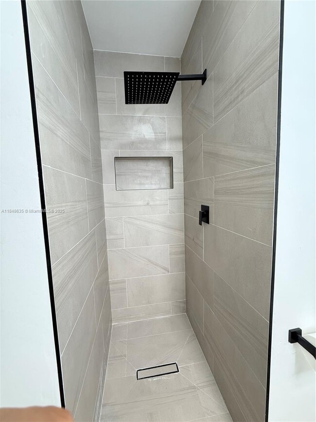 Photo - 1310 NW 41st St Unit 1310