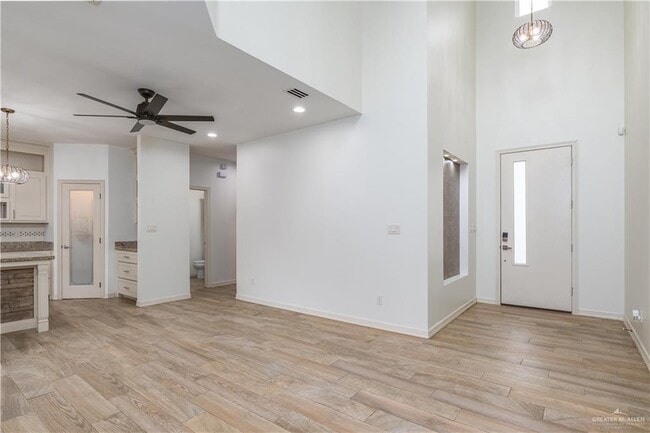 Photo - 23 Sunset Dr