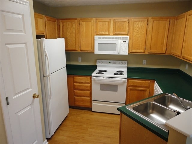 Photo - 2282 Villagewood Ct