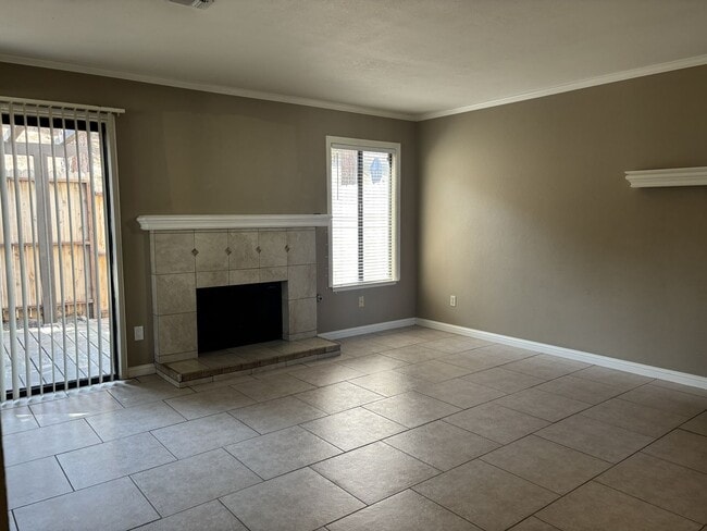 425 N Center Ct