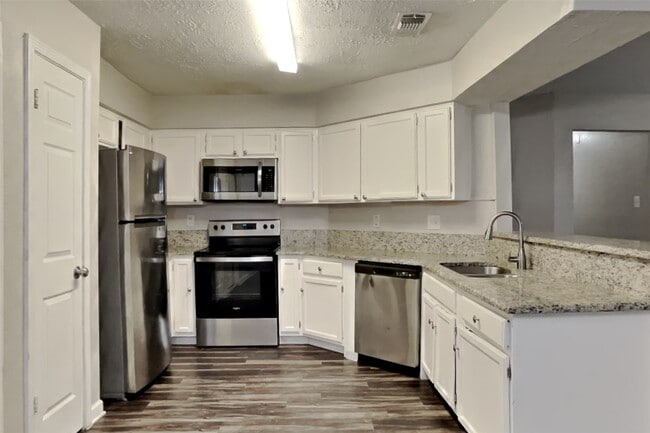 Photo - 11915 Fork Creek Dr