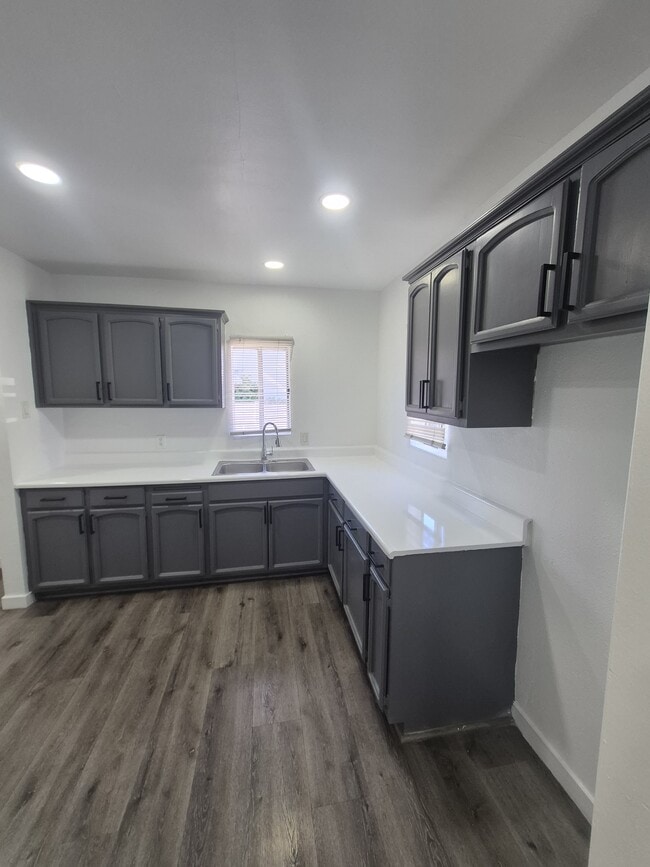 Photo - 4620 Tweedy Blvd Unit A