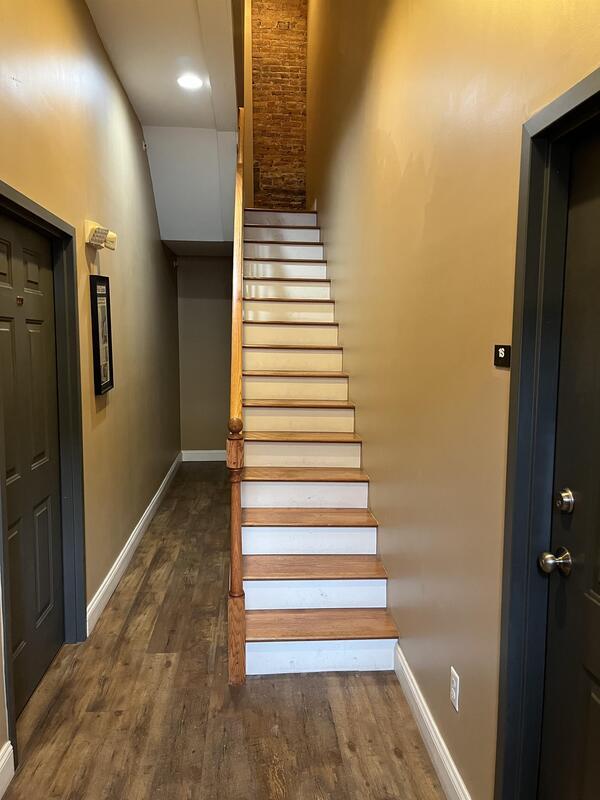 Photo - 419 N Queen St