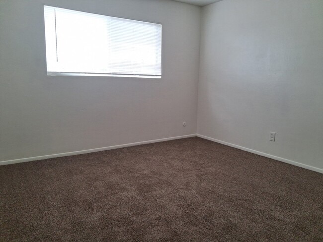 Photo - 8560 E Artesia Blvd Unidad 20