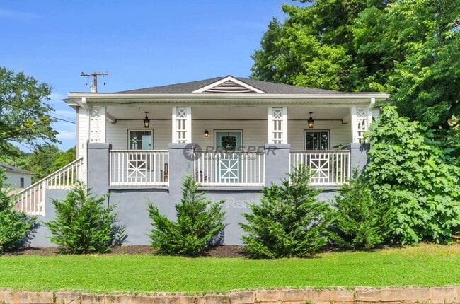 Building Photo - 44 4th Ave