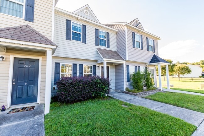 Photo - Looking for a townhome in Hubert?