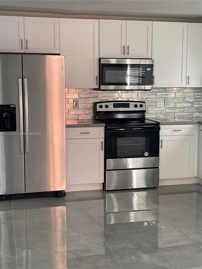 Photo - 4281 Riverside Dr Unidad 1