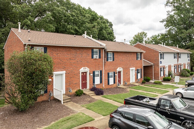 Lakeview Terrace Townhomes