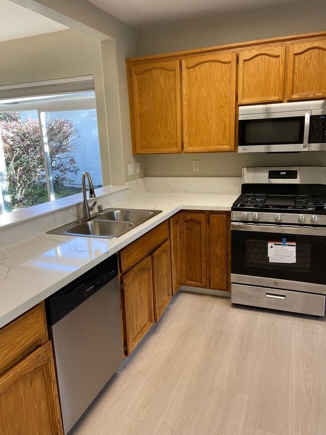 Photo - Cobble Hills Community - 3 Bdrm, 2 Bath