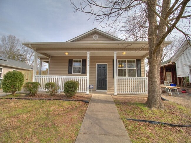 Recently Updated 3 Bedroom, 2 Bath Home in... - Recently Updated 3 Bedroom, 2 Bath Home in...