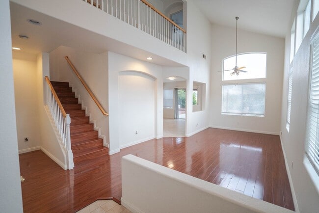 Photo - 25712 Wordsworth Ln