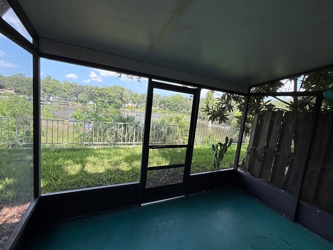 Screened Porch w/ Water Views - 5201 Atlantic Blvd Unit Colonial Point 295