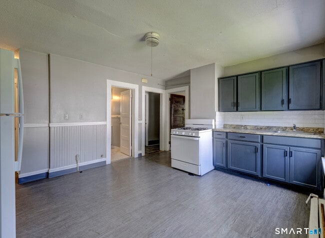 85 Spruce St Unit B