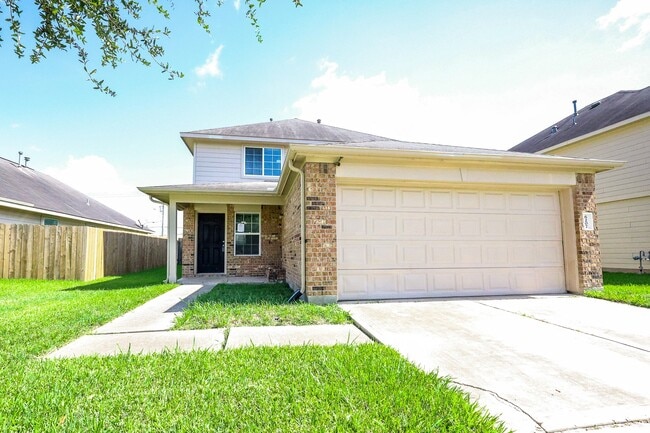 Building Photo - 6207 El Granate Dr