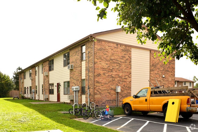 Stonecrest Apartments