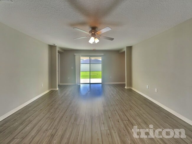Photo - 6150 Dolostone Dr
