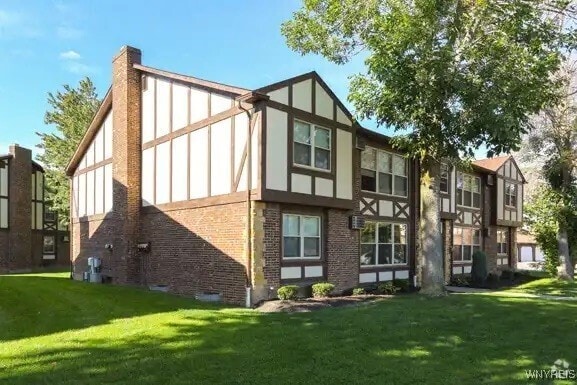 Building Photo - 4453 Chestnut Ridge Rd Rental
