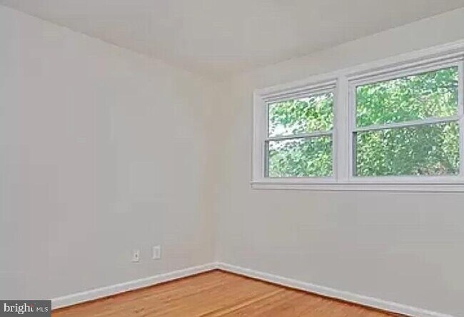 Photo - 207 Cornell Rd