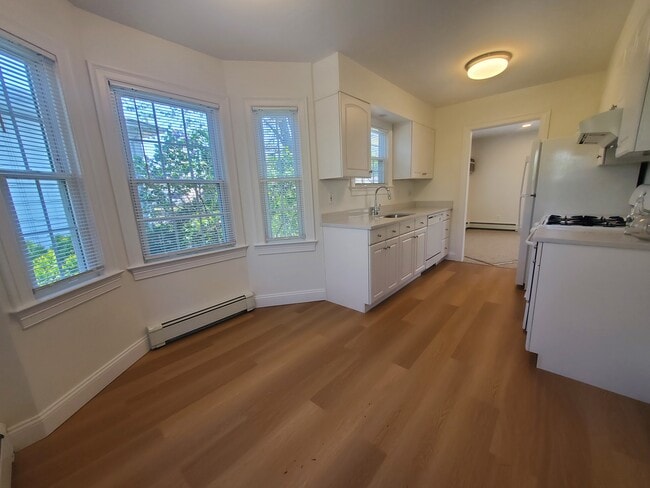 Photo - 1248 Hope St Unit 3