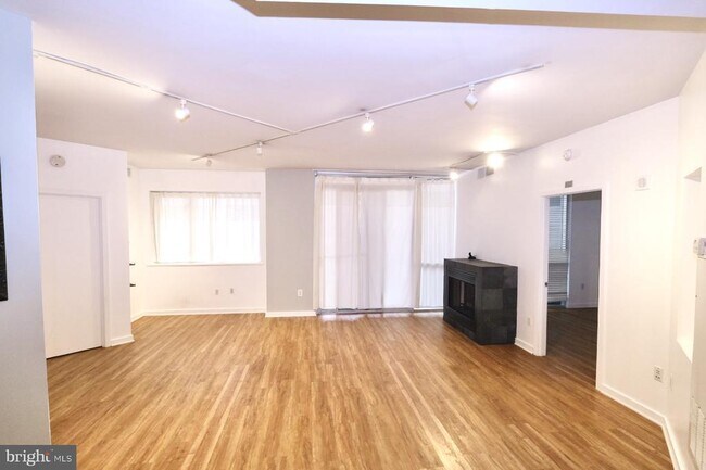 1300 13th St NW Unidad 106