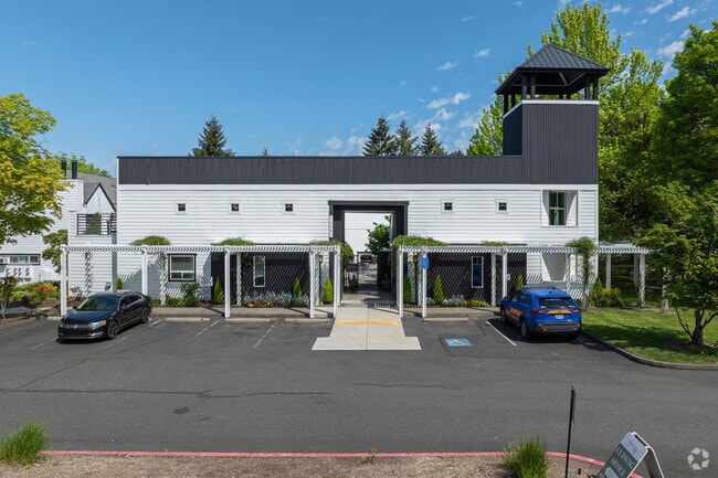 Exterior - Hunters Run