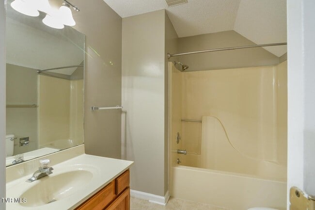 Photo - 2503 E Lakeview Dr Unit 9