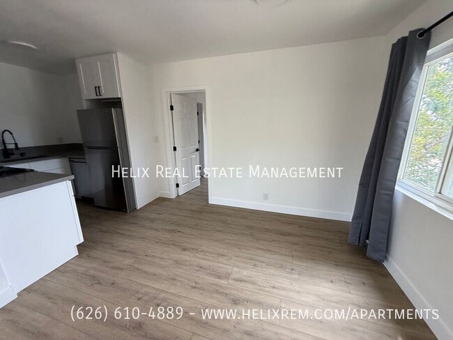 Photo - 1623 S Walnut St Unit 8