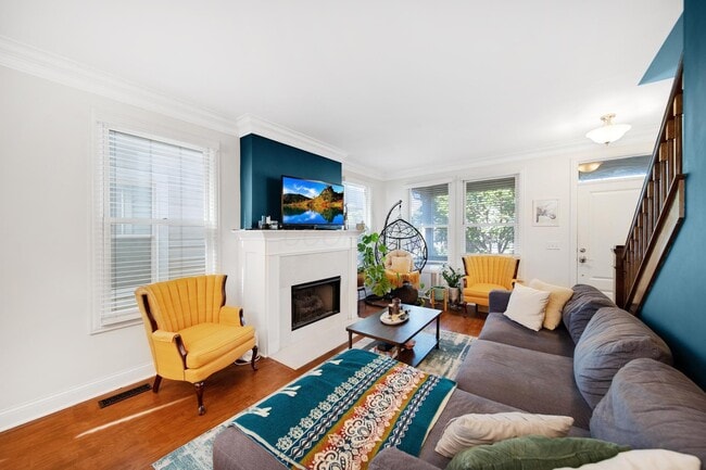 1018 Perry St Unit 10-101