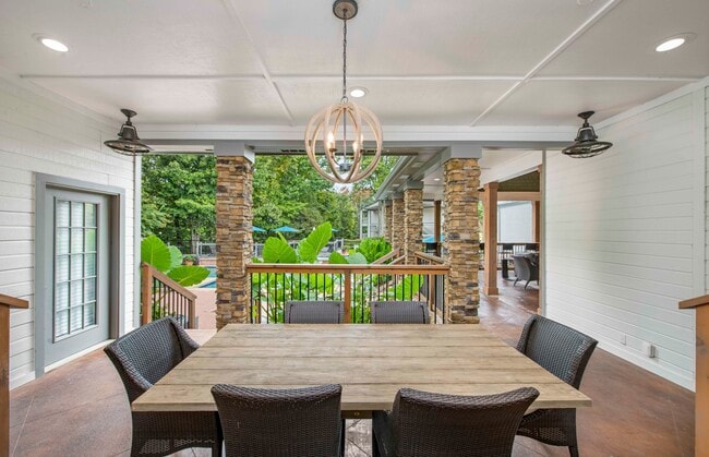 Photo - MAA Eagle Ridge