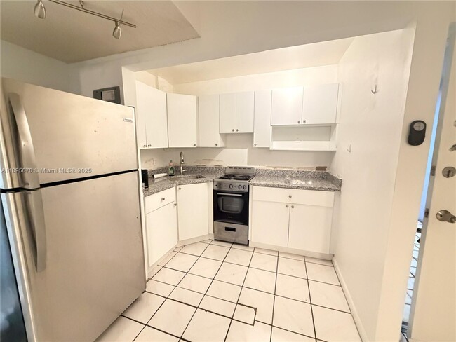 Photo - 899 West Ave Unit 4D