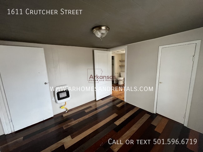 Photo - 1611 Crutcher St