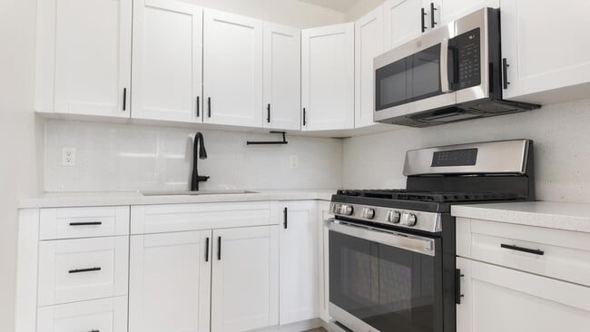 Photo - 720 S 11th St