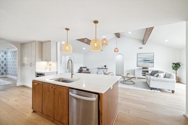 Photo - 7715 Twin Hills Dr