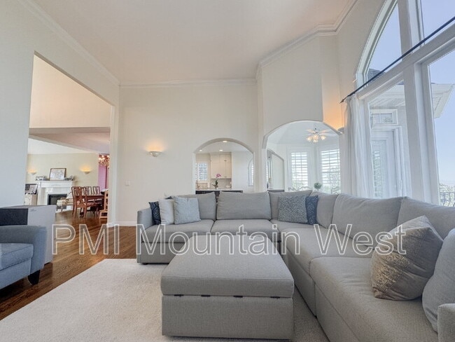 Photo - 49 E Fairway Dr