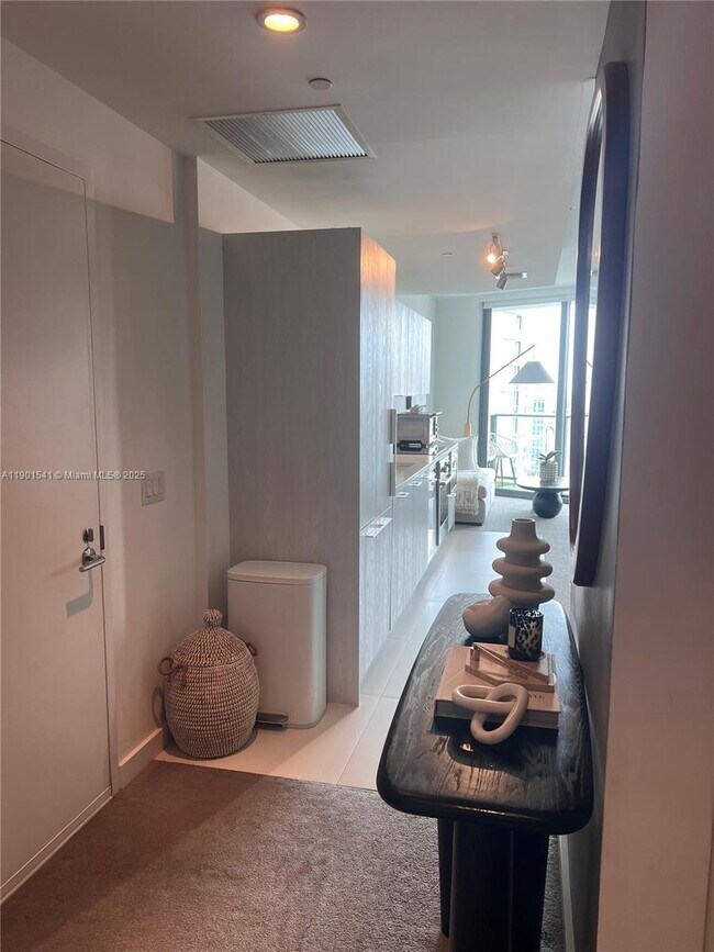 Photo - 501 NE 31st St Unit 2107