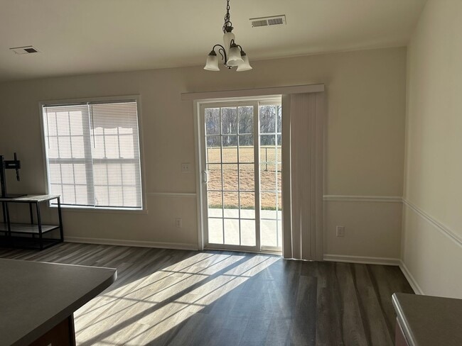 Photo - 3BR/2BA single level home