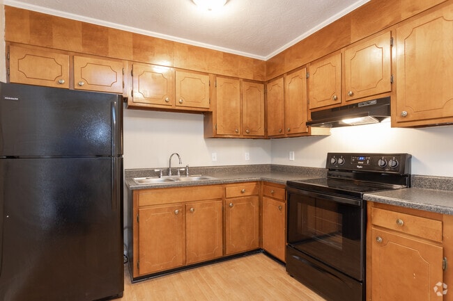 1BR, 1BA - 950SF Clásico - Ktichen - Morganton Arms Apartments