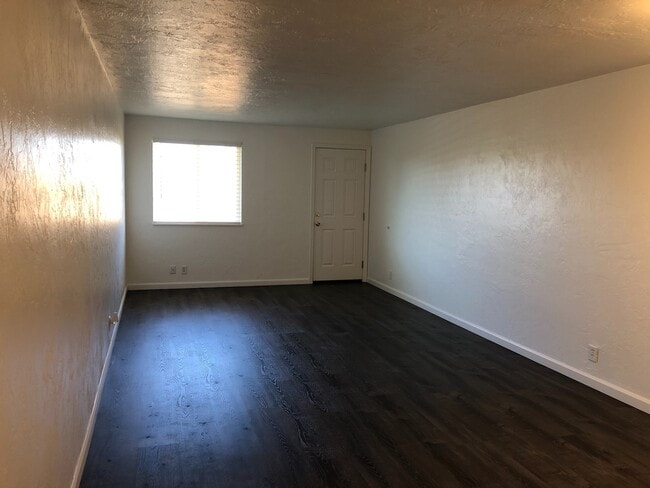 Photo - Updated 3 bedroom 1.5 bath duplex!