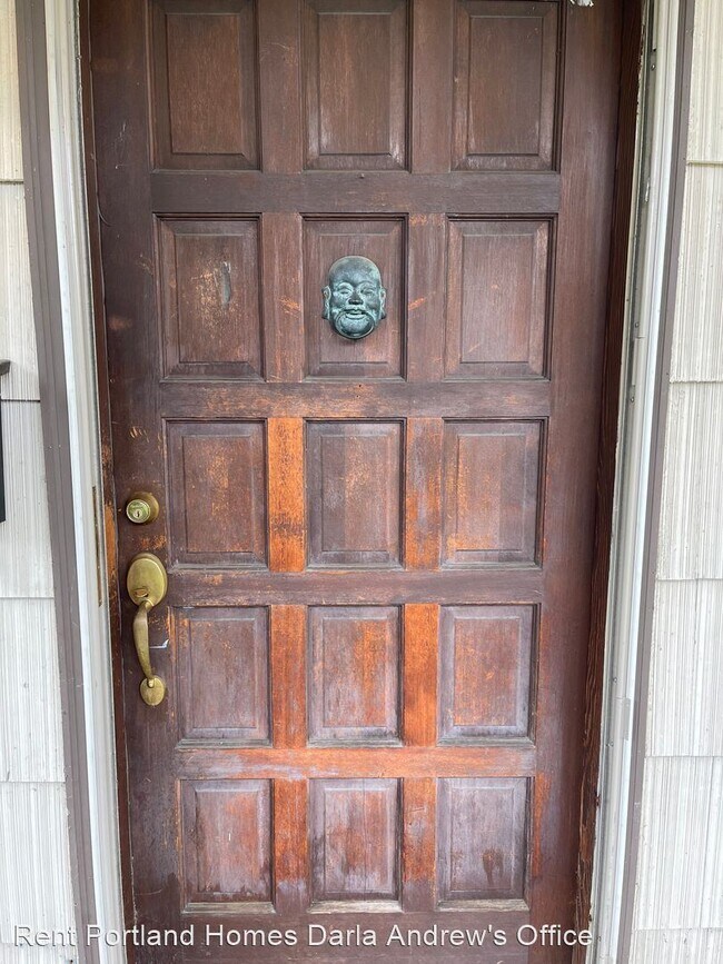 Photo - 2 br, 1.5 bath House - 9317 N Minerva Avenue