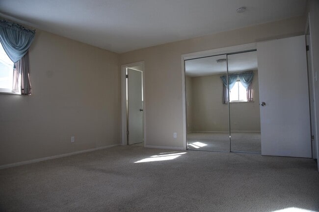 Photo - 1551 E Costilla Ave