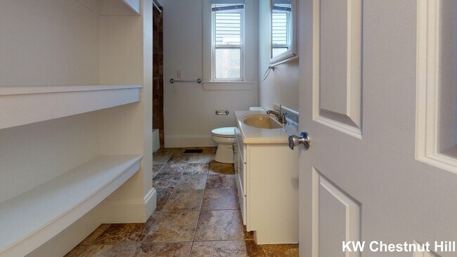 Photo - 10 Cherokee St Unit #1