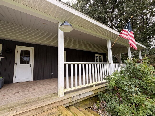 6375 Bauer Rd