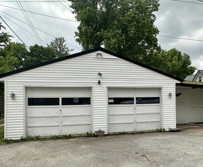 Photo - 509 N Indiana St